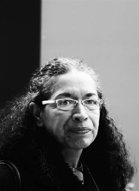 Sonia Nadhezda Truque